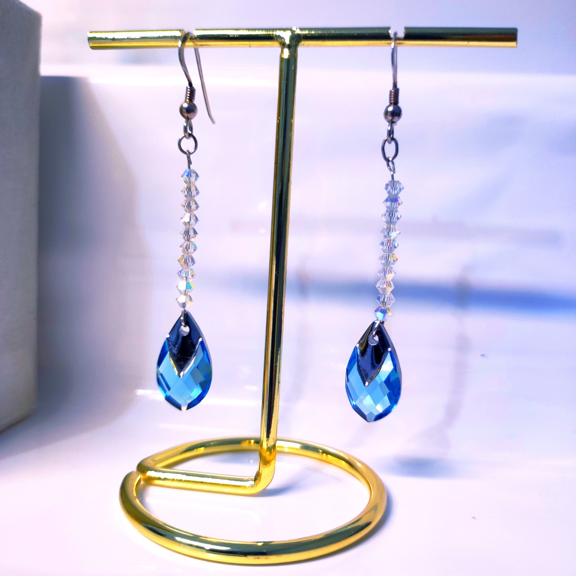 Sirena: The Mermaids' Fin- Earrings