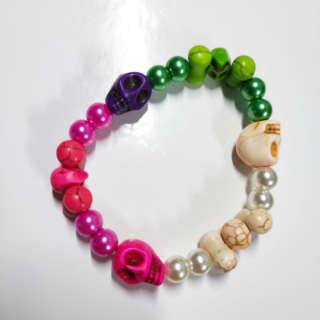 Brightened skull bracelet - View 3